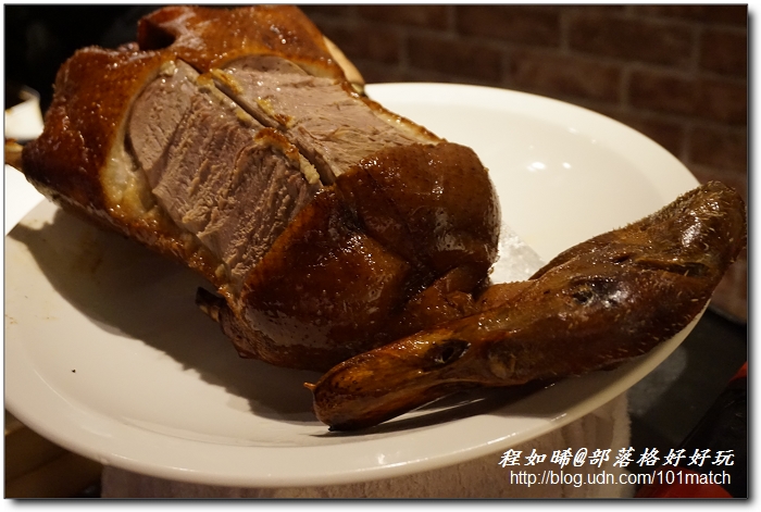 京華城櫻桃谷》台北C/P值最高的烤鴨 櫻桃鴨創意六吃1699元起【南京三民捷運站美食】