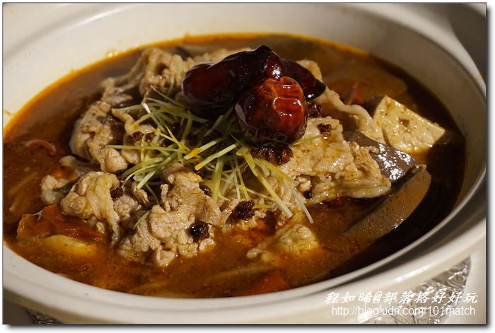 京華城櫻桃谷》台北C/P值最高的烤鴨 櫻桃鴨創意六吃1699元起【南京三民捷運站美食】