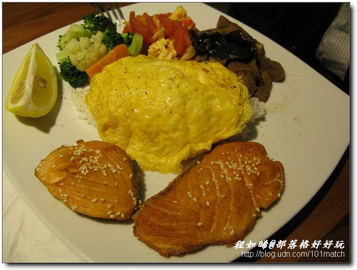 台北車站隱藏版輕食咖啡館：薇味廚坊》姐妹淘約會談心享用養生餐點的好所在