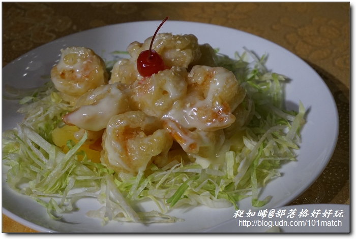 京華城櫻桃谷》台北C/P值最高的烤鴨 櫻桃鴨創意六吃1699元起【南京三民捷運站美食】