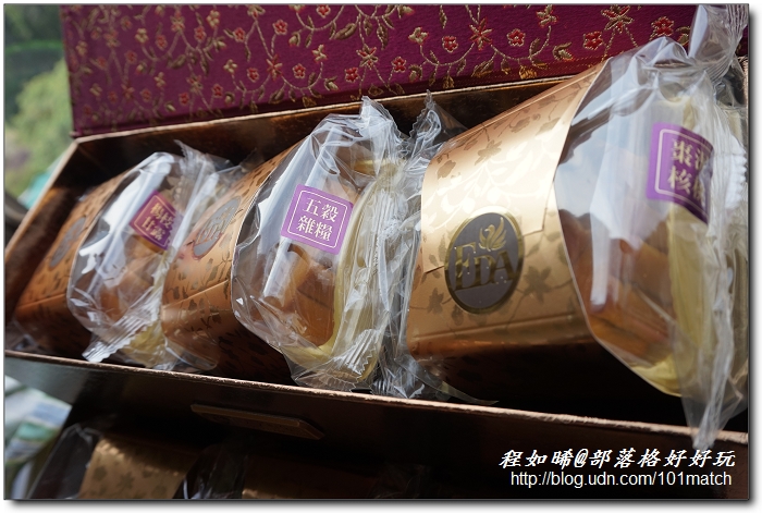 漢來飯店情月月餅禮盒》2015最華麗吸睛的中秋月餅禮盒 緊扣時尚脈動