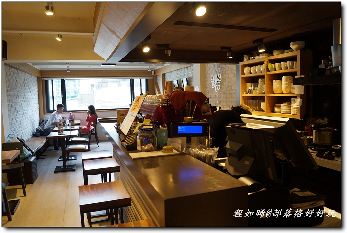 台北車站隱藏版輕食咖啡館：薇味廚坊》姐妹淘約會談心享用養生餐點的好所在