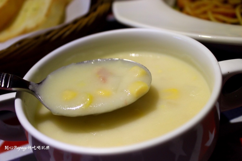 捷運美食：歡樂享用多樣美味美式料理【WORTHY活西美式餐飲】⟪板南線新埔捷運站⟫