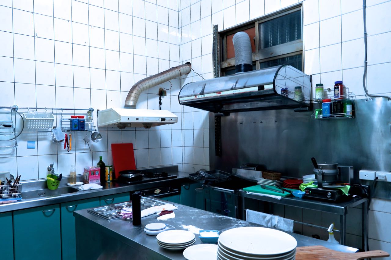 花蓮縣遊：玉里【Koukouvagia 咕咕發芽咖啡驛棧 】（貓頭鷹咖啡驛站）