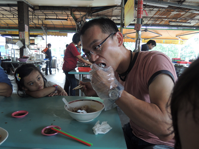 台中小旅行。大坑美食。豬頭三的店