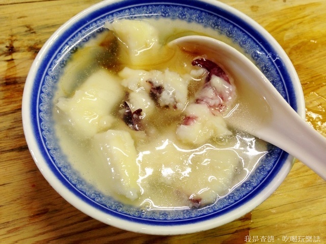 ☆走吃美食樂☆台北三重。巷子口美味攤～硃記花枝羹