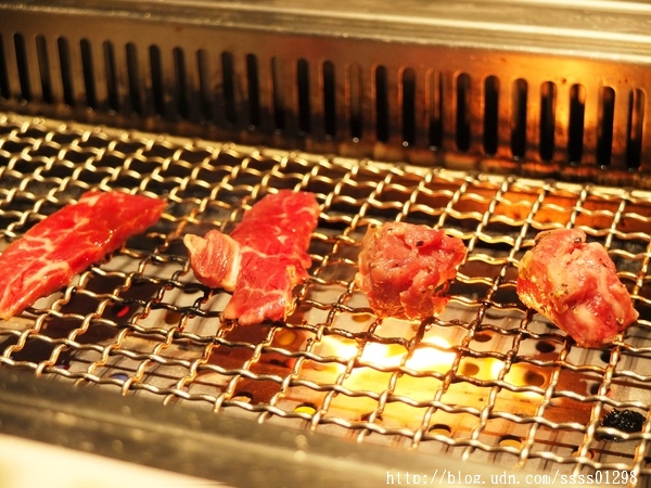 【愛評口碑券】原燒優質原味燒肉-高雄中山店。黑鑽雙享套餐新品嚐鮮 獨創三八烤法 美國安格斯牛套餐好夢幻