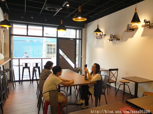 食記邀約【好呦食趣】幸福滋味！熱壓吐司 鬆餅 手感烘培 健康鮮活輕食概念 甜點控快來報到