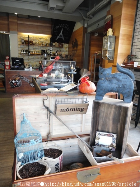 【美食特搜。屏東市】卡菲小食光咖啡館(屏東中正店)。啟動週末放肆慵懶模式 補充活力的小時光-卡菲小食光咖啡館