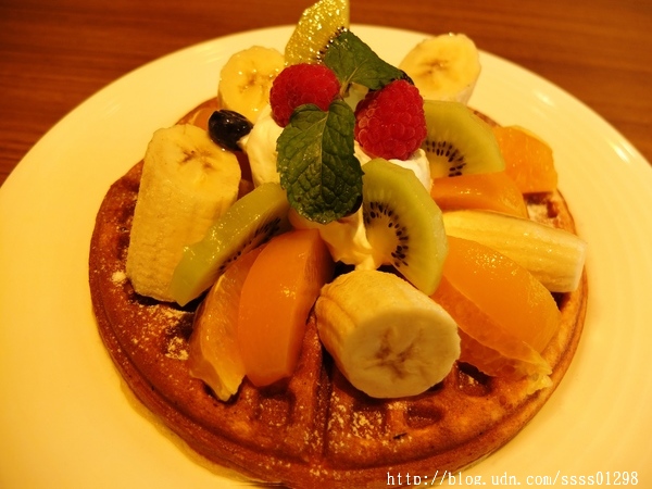食記邀約【好呦食趣】幸福滋味！熱壓吐司 鬆餅 手感烘培 健康鮮活輕食概念 甜點控快來報到