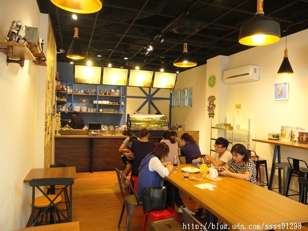 食記邀約【好呦食趣】幸福滋味！熱壓吐司 鬆餅 手感烘培 健康鮮活輕食概念 甜點控快來報到