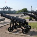 法軍的防砲。魁北克市 1608 建城，本為法國屬地。因戰敗~Sep.13, 1759。後來割讓給英國。