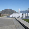 噴水池、銅雕、熱帶植物園 (玻璃圓頂 )
