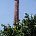 北煙囪~~43.8公尺高，建於1913年