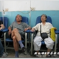北京第二炮兵總醫院打點滴室人滿為患