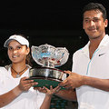 印度網球選手 Sania Mirza and Mahesh Bhupathi  2009 年澳網混雙冠軍