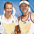 2010.1.16澳洲Hobart女雙冠軍莊佳容 及 Peshke