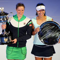2011.1.29澳網公開賽女單冠軍左 Kim Clijsters 亞軍 李娜