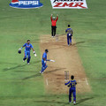 2011.4.2 世界盃決賽印度強棒 MS Dhoni  擊出最後的六分球 結束比賽