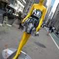 【城市光影】紐約的路邊服裝秀 –Donna Karan