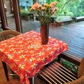 油桐花坊的客家花布餐桌