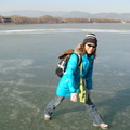 頤和園湖面划冰