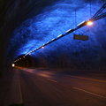 前往挪威松那峽灣，首先要先經過一條全世界最長的隧道，全長 24.5 公里

(這張照片是同團的一位朋友布波提供的)