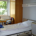 住院記 - 得來不易的病床