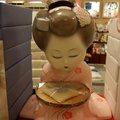在日本很常看到這個娃娃的造型。