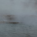 冰島是冰與火的城市,火指火山;因此充滿地熱;Geysir的特殊景觀是地熱噴出,造成泉水噴發,與Gullfoss瀑布同樣位於冰島,Golden Circle旅遊圈之內;
Geysir is created by geothermal, a special landscape in Iceland;