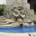 Santa Barbara 市政廳前的噴泉