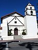 這是在 Santa Barbara 市中心區最古老的教會  - San Bruena church