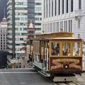 電纜車 Cable Car 剛向突斗的地段上駛