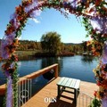 攝於2004年10月初. Oregon非常美麗, 友人的家鄉在那 故設構出ㄧ個莊嚴卻含詩情話意之湖畔婚禮