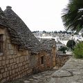義大利。麗樹鎮Alberobello》一個躲在腳跟的斗笠村