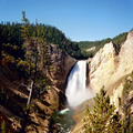 黃石國家公園的峽谷瀑布