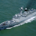 大陸的054A型隱形護衛艦「舟山」號也是採用平面多面體來降低雷達截面。