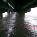 2008年「八八水災」水位逼近橋面