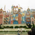 東京迪士尼樂園 - 小小世界城堡哦