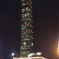 台北市政府廣場前的101夜色-1