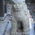 走上狛犬守護的石階，即可見到東照宮最神聖的所在地--奧社。