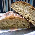 外脆內軟的免揉歐式麵包（義大利香料＋乳酪），正點！^____* ）））））