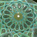 詩人 Hafez 安眠在美麗的星星下面