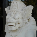 峇里公主的門口雕像～不知道是不是峇龍