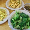 綠花椰、煎豆腐、蔥炒蛋