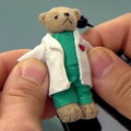 可愛的醫師小熊