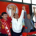 2004年底立委選舉高雄市北區立法委員羅世雄競選總部成立，立法院長王金平親自到場打氣加油，前立委吳春雄、屏東同鄉會理事長趙連出亦出席祝賀！
