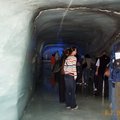 　少女峰觀景站下之冰洞〔由阿萊奇冰河下直接穿鑿而成〕
