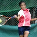 格蘭盃青少年網球排名賽14歲女子組非種子五峰國中孫惠玲正手拍犀利取得晉級。