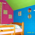 B&B的房間(以鮮豔的壁紙來掩飾其實很老舊的硬體設備)